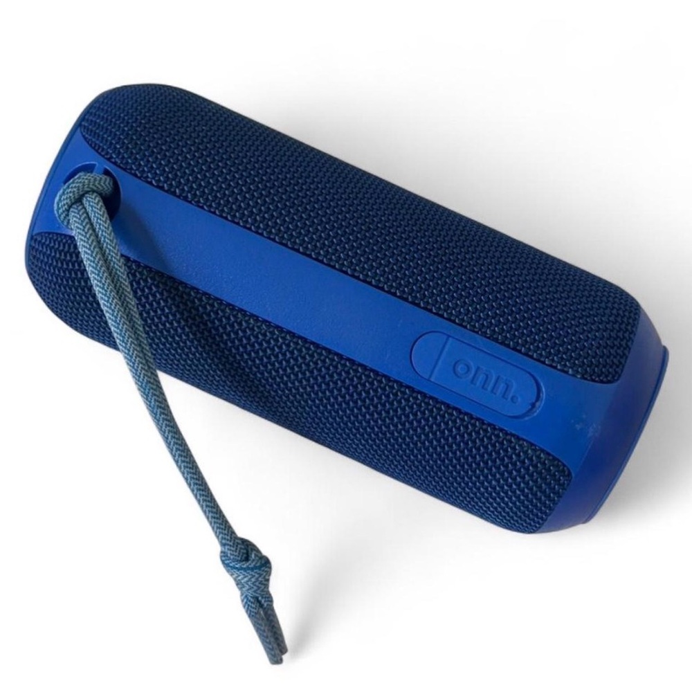 On Running Navy Portable Speaker with Strap